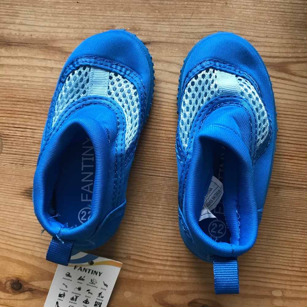 Fantiny water shoes